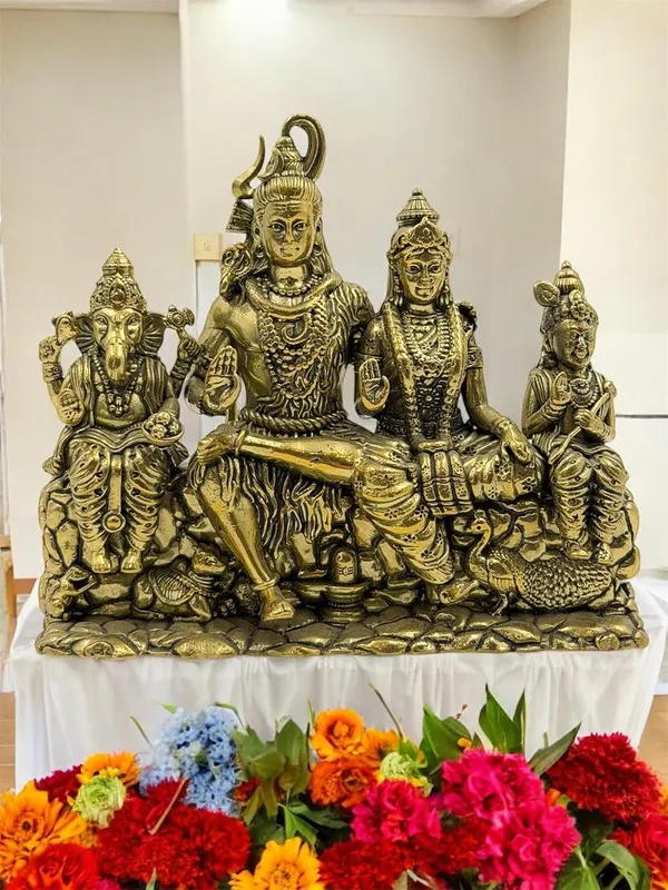 Brass_Shiv_Parivar_Idol_For_Indoor