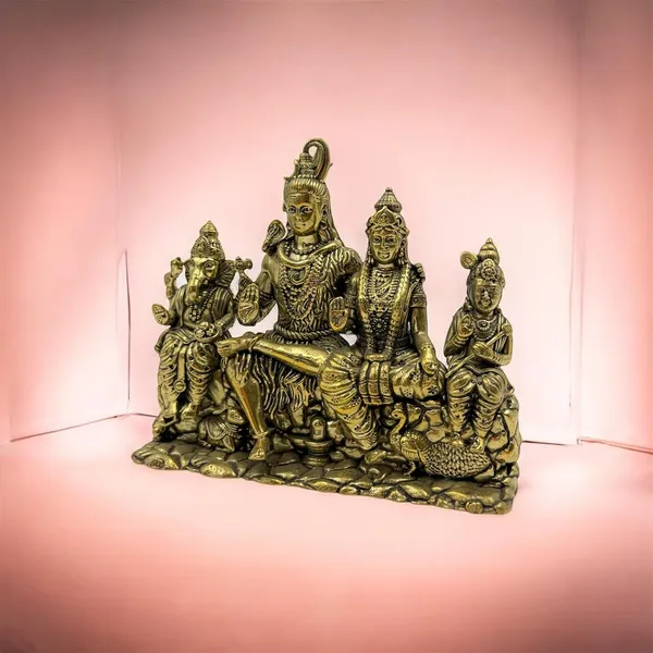 Brass_Shiv_Parivar_Idol_For_Indoor