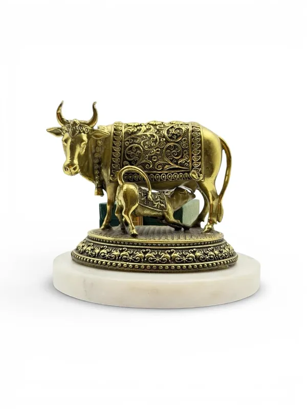 Brass_Cow_And_Calf_Idol_For_Indoor