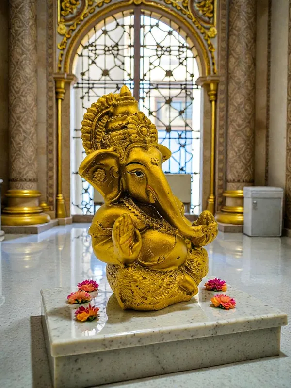 Polyresin_Ganesha_Idol_For_Indoor
