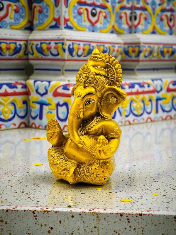 Polyresin_Ganesha_Idol_For_Indoor
