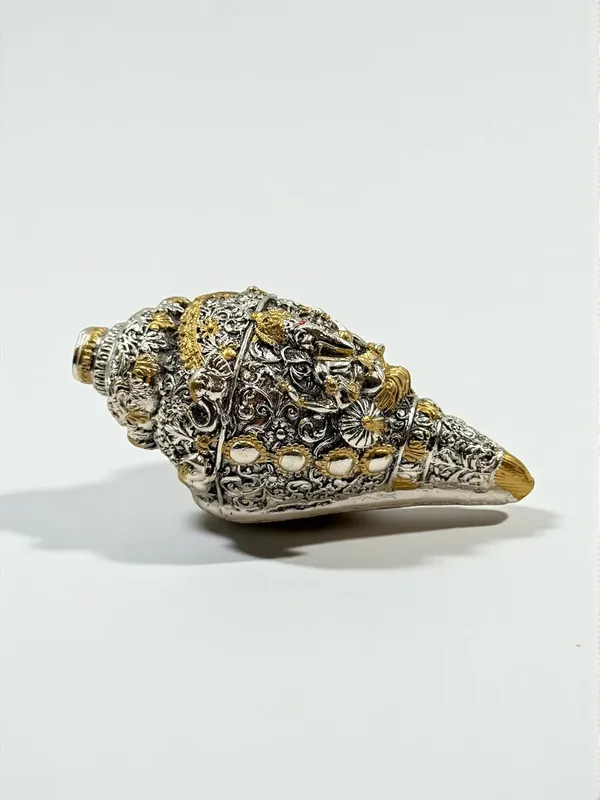 Plated_Ganesha_Conch_Shell_For_Indoor