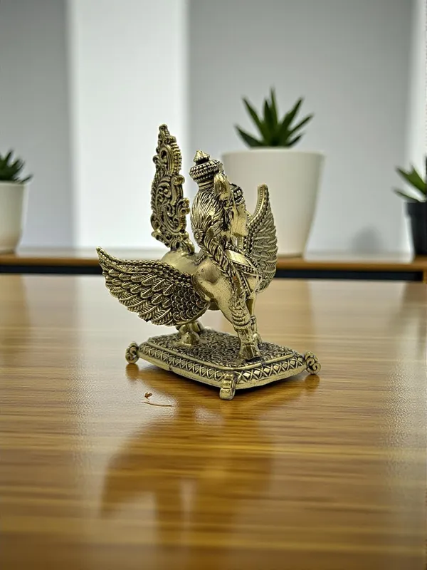 Brass_Kamdhenu_Cow_Idol_For_Indoor