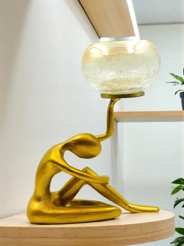Lady_Sitting_Metal_Tealight_Candle_Holder_For_Indoor