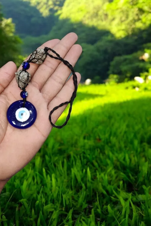 Crystal_Car_Hanger_With_Evil_Eye_Charm_For_Indoor