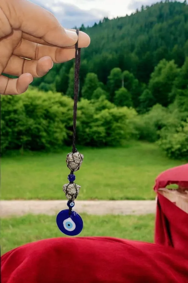 Crystal_Car_Hanger_With_Evil_Eye_Charm_For_Indoor