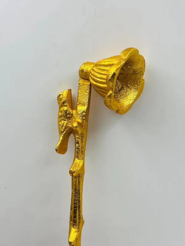 Brass_Candle_Snuffer_For_Indoor