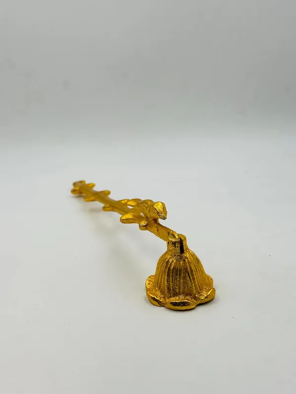 Brass_Candle_Snuffer_For_Indoor