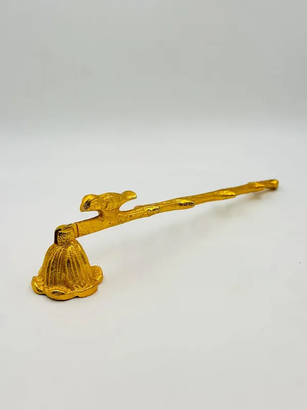 Brass_Candle_Snuffer_For_Indoor