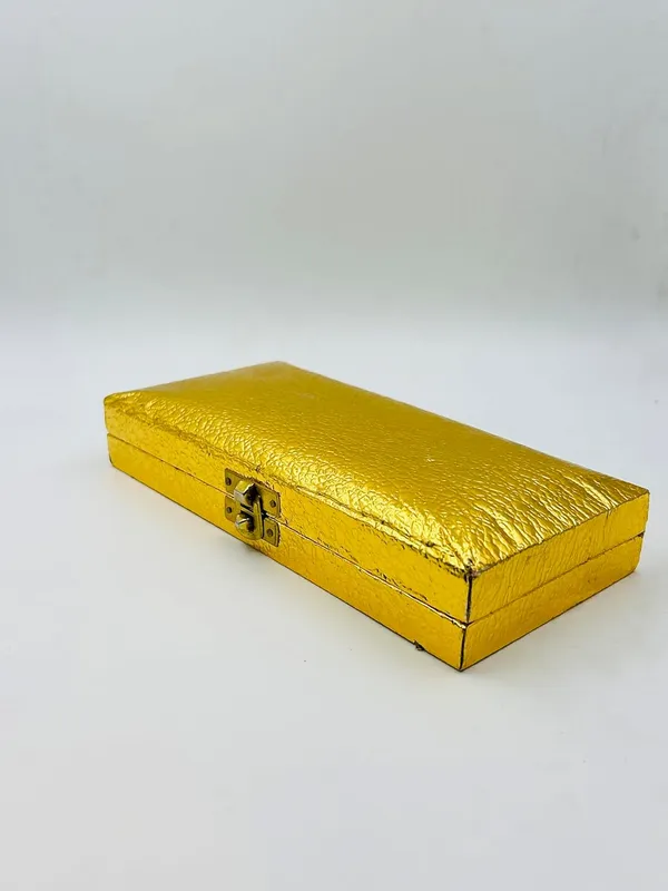Embossed_Storage_Box_For_Indoor