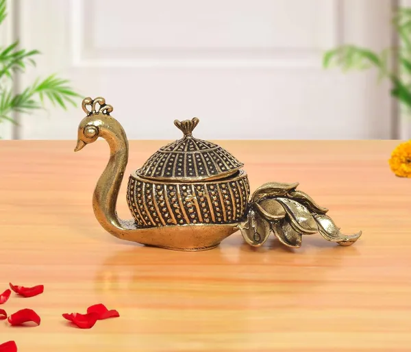 Brass_Dattatreya_Kumkum_Box_with_Duck