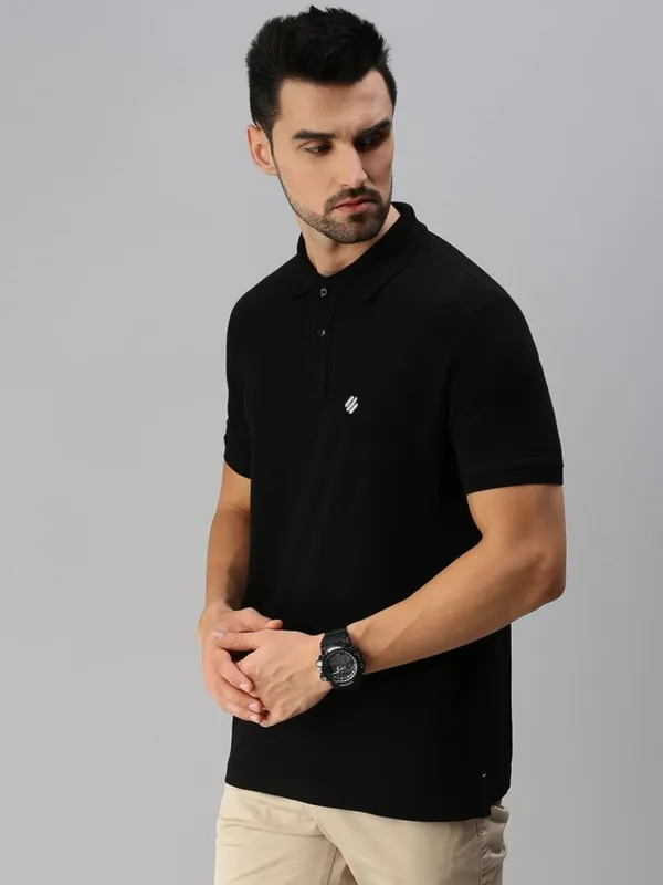 ONN_black_polo_tshirt