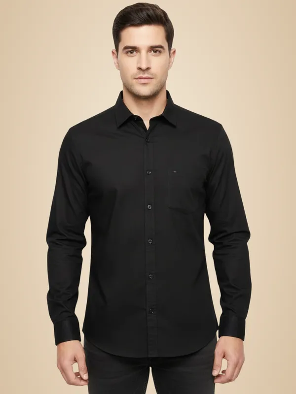 Black_Cotton_Blend_Shirt_For_Men