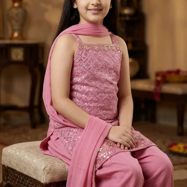 Pink_Cotton_Kurti_Patiala_And_Dupatta_Set_For_Girls