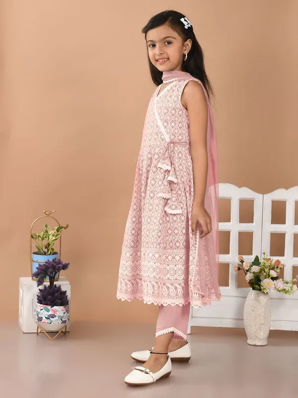 Pink_Girls_Casual_Kurta_Pyjama_And_Dupatta_Set