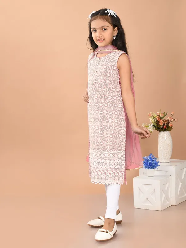 Pink_Girls_Casual_Kurti_Legging_And_Dupatta_Set