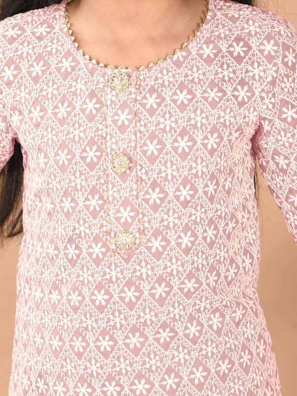 Pink_Girls_Casual_Kurti_Legging_And_Dupatta_Set