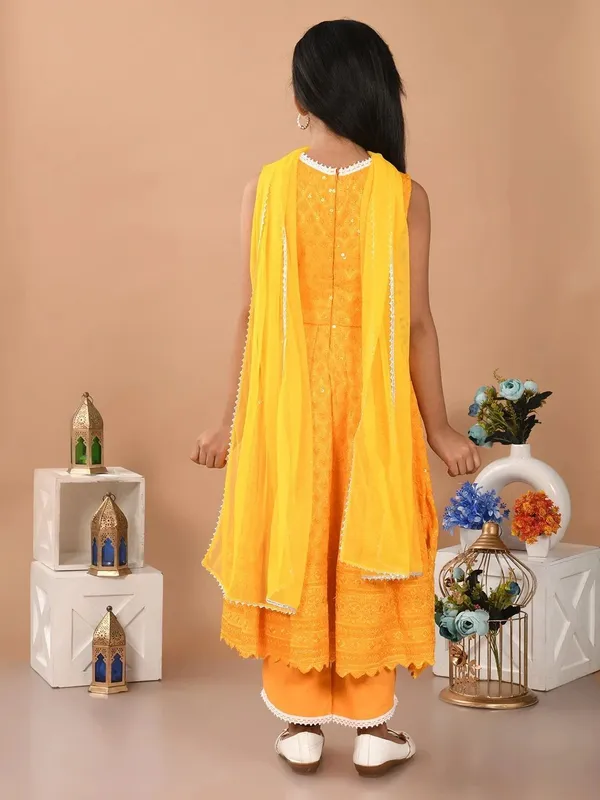 Yellow_Girls_Casual_Kurta_Pyjama_And_Dupatta_Set
