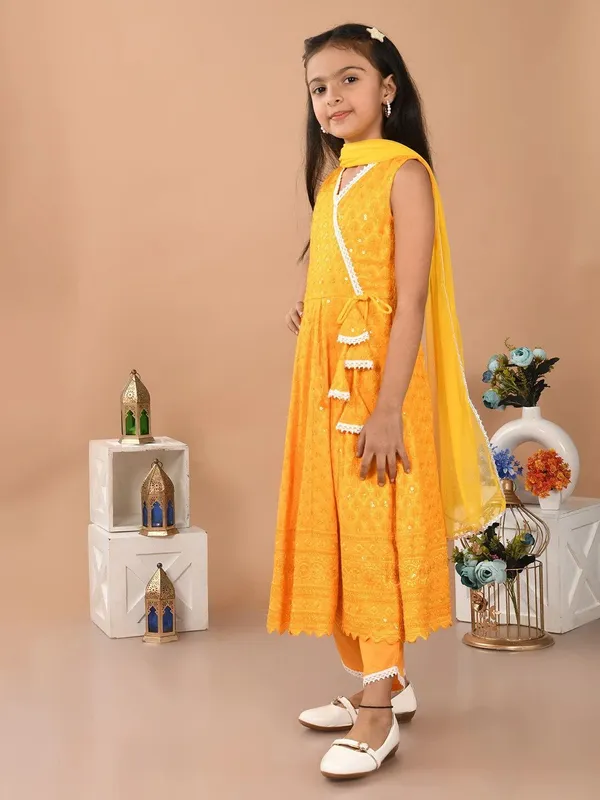 Yellow_Girls_Casual_Kurta_Pyjama_And_Dupatta_Set