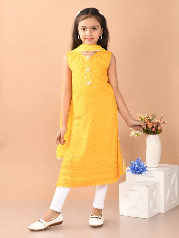 Lalti_Fashion_Girls_Chikankari_Kurta_Set,_Cotton,_Round_Neck,_Keyhole_Back,_with_Legging_and_Dupatta