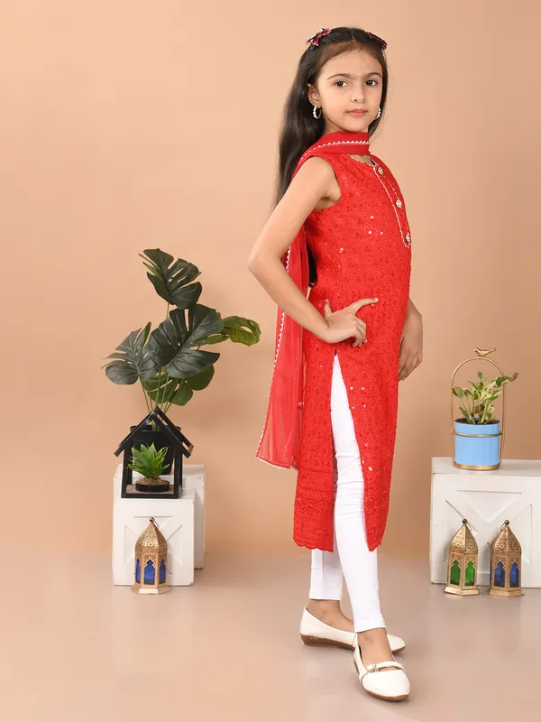 Lalti_Fashion_Girls_Chikankari_Salwar_Suit_Set_with_Sequin_Embroidery,_Sleeveless_Kurta_with_Dupatta