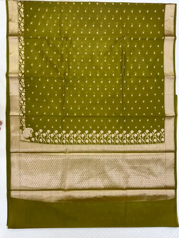Light_Green_Raw_Mango_Silk_Saree_For_Woman