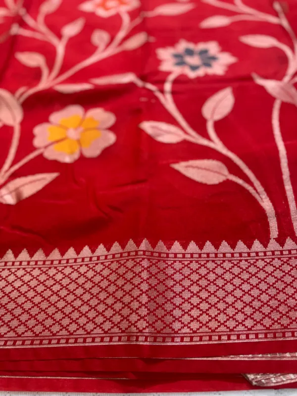 Red_Viscose_Mango_Silk_Saree_For_Woman