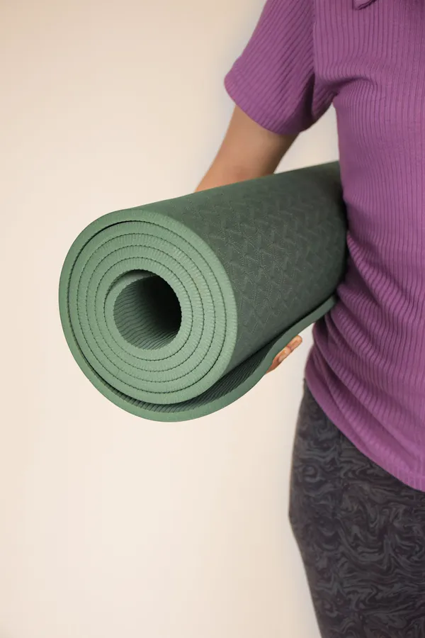 Yeti_Yogi_Tpe_Yoga_Mat_Army_Green_6Mm_8Mm_Anti_Slip_Premium_Support_8Mm
