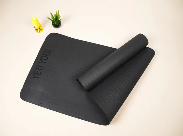 Yeti_Yogi_Tpe_Yoga_Mat_Black_6Mm_Premium_Anti_Slip_Workout_Mat