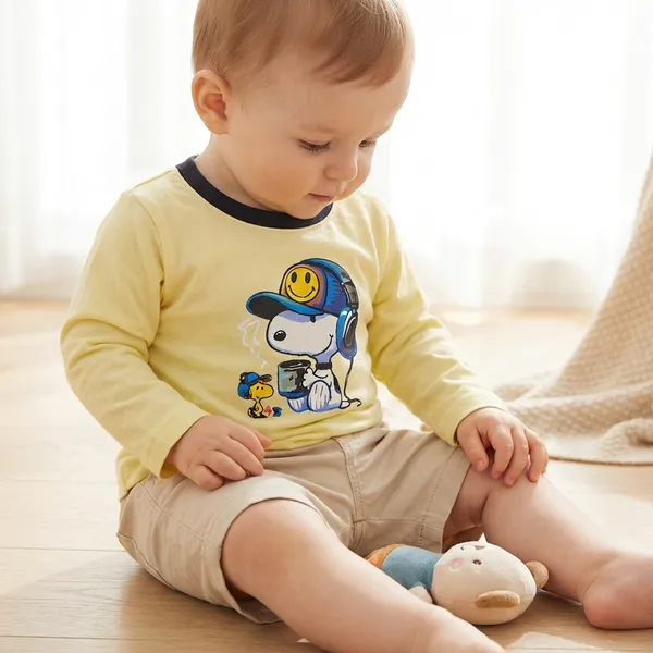 Yellow_And_Beige_Snoopy_Printed_T_Shirt_And_Shorts_Set_For_Baby_Boys_-_FHT_1116