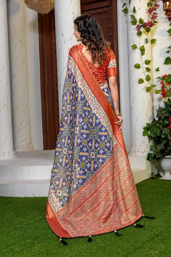 Royal_Heart_Heritage_Patola_Print_Kanjivaram_Silk_Saree_With_Rich_Jacquard_Border