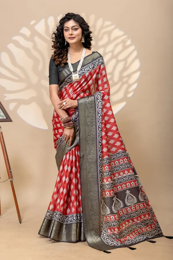 Premium_Moss_Silk_Traditional_Motif_Digital_Print_Saree