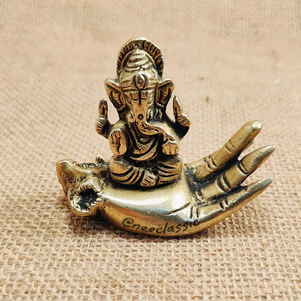 NEO_CLASSIC_Brass_Ganesha_Idol_Sitting_on_Hand_|_2.2_Inch_Ganpati_Murti_for_Pooja,_Home_Temple_&_Decor_|_Hath_Ganesh_Showpiece_Figurine