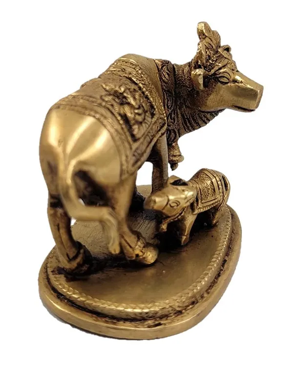 NEO_CLASSIC_Brass_Cow_&_Calf_Statue_|_Gold_Finish_Gau_Mata_Kamdhenu_Idol_for_Home_Temple,_Office_&_Vastu_Décor_|_Premium_Religious_Showpiece