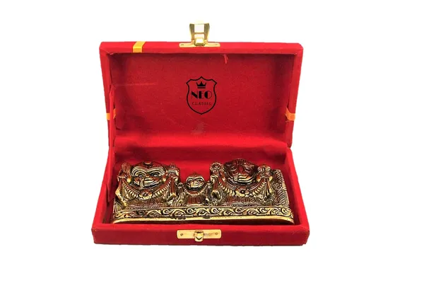 NEO_CLASSIC_Jagannath_Balaram_Subhadra_Idol_Set_–_Temple_Decor_Murti_with_Velvet_Box_Pack