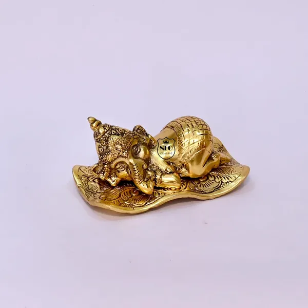 Ganesh_Sleeping_I_Baby_Ganesh_I_Resting_Ganesh_Lord_Ganesha_Ganesh_Ganpati_Idol_With_Beautiful_Velvet_Box_Packing_Valvate_Box_Pack