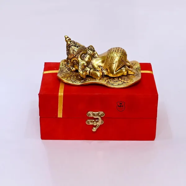 Ganesh_Sleeping_I_Baby_Ganesh_I_Resting_Ganesh_Lord_Ganesha_Ganesh_Ganpati_Idol_With_Beautiful_Velvet_Box_Packing_Valvate_Box_Pack