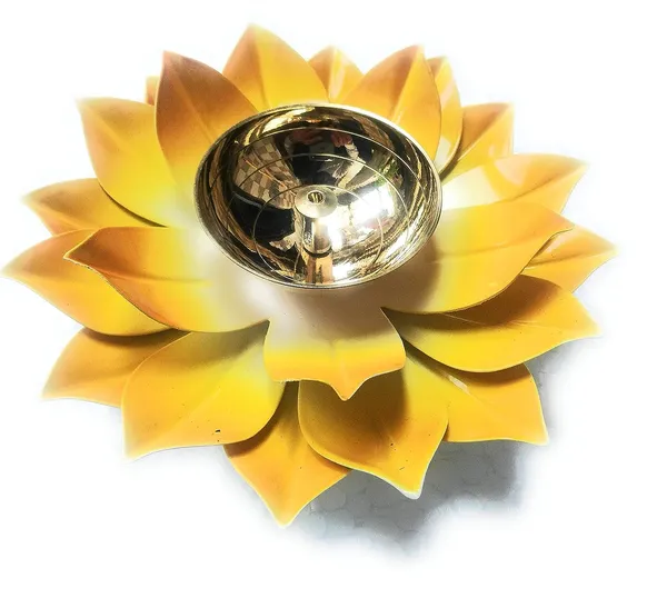 NEO_CLASSIC_Brass_Lotus_Kamal_Diya_Deepak_|_Handcrafted_Colorful_Oil_Lamp_for_Pooja,_Diwali_Decoration_&_Home_Temple_Décor_|_Yellow_Finish_|_6_Inch