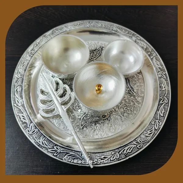Premium_Pooja_Plate_7_Items_Set_With_Velvet_Golden_Box_Gold_Finish_Plated_Pooja_Thali_Set_Ideal_For_Home_Temple_Festive_Gift_Silver_Pooja_Set