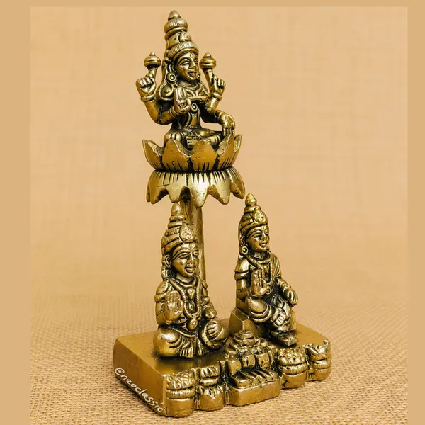 NEO_CLASSIC_Brass_Kuber_Kunji_Chitralekha_|_Sacred_Wealth_&_Prosperity_Symbol_|_Handcrafted_Brass_Kuber_Key_for_Home_Temple,_Office,_Cash_Box_&_Vastu_Decor_|_Pooja_Gift
