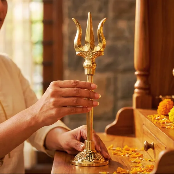 NEO_CLASSIC_Brass_Pooja_Trishul_with_Stand_for_Home_Temple_|_Decorative_Golden_Finish_Trident_Idol_for_Mandir,_Pooja_Room_&_Spiritual_Décor_|_10_Inch