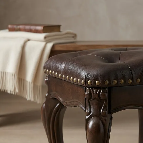 Elegant_Wodden_Crest_Living_Stool