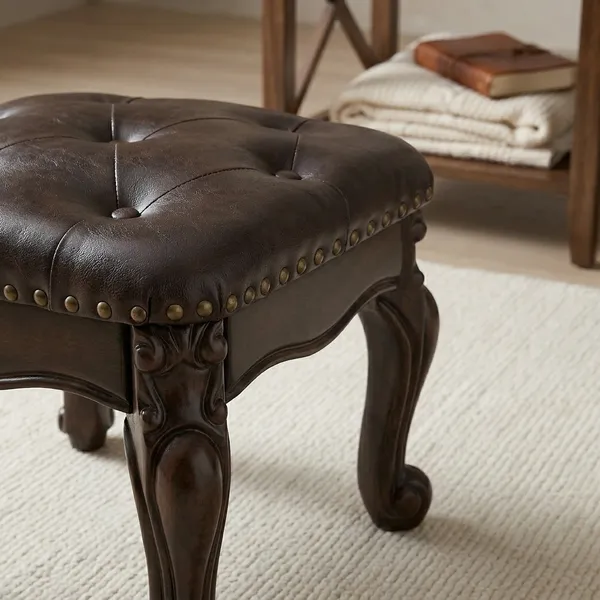 Elegant_Wodden_Crest_Living_Stool
