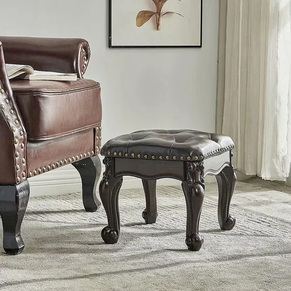 Elegant_Wodden_Crest_Living_Stool