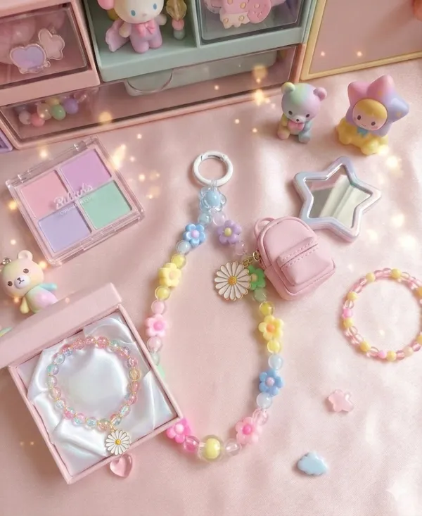 Divya_Petals_Phone_Charm_&_Rang_Kripa_Bracelet_(Combo_of_2_Bracelet_&_1_Charms_)(Freebies_Worth_Rs.100)