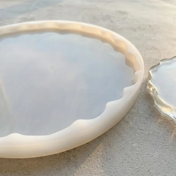 16_Inch_Agate_Round_Tray_Mold_For_Resin_Art