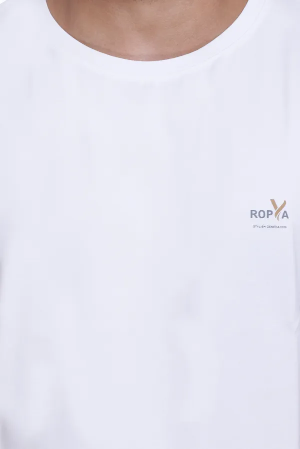 White_Round_Neck_T_Shirt_With_Tiger_Print