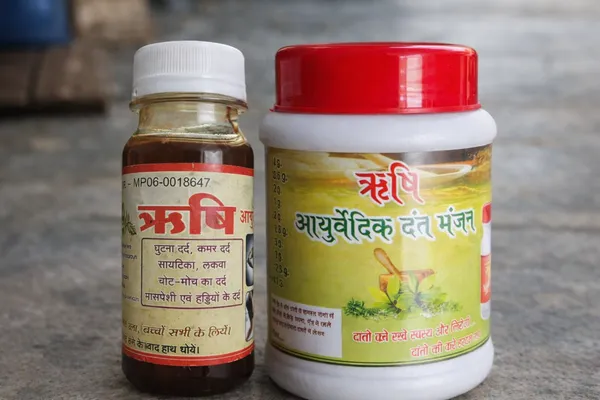 Rishi_Ayurvedic_Dard_Nashak_And_Rishi_Ayurvedic_Dant_Manjan_Combo3