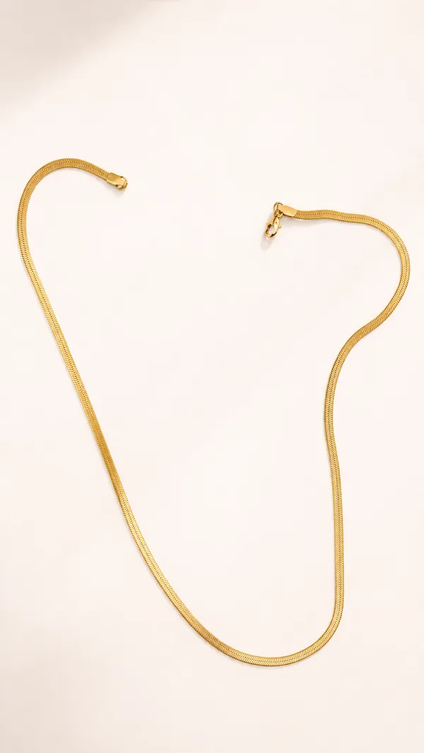 Classic_Gold_Herringbone_Chain_Necklace