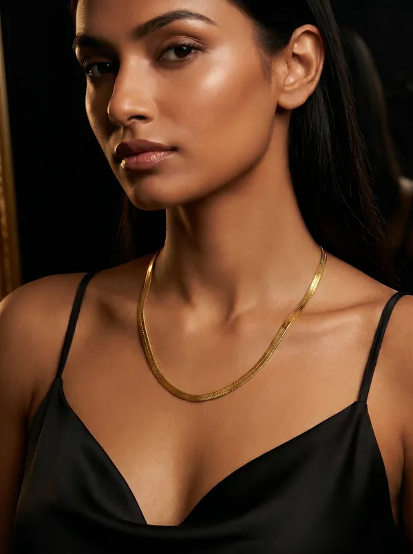 Classic_Gold_Herringbone_Chain_Necklace